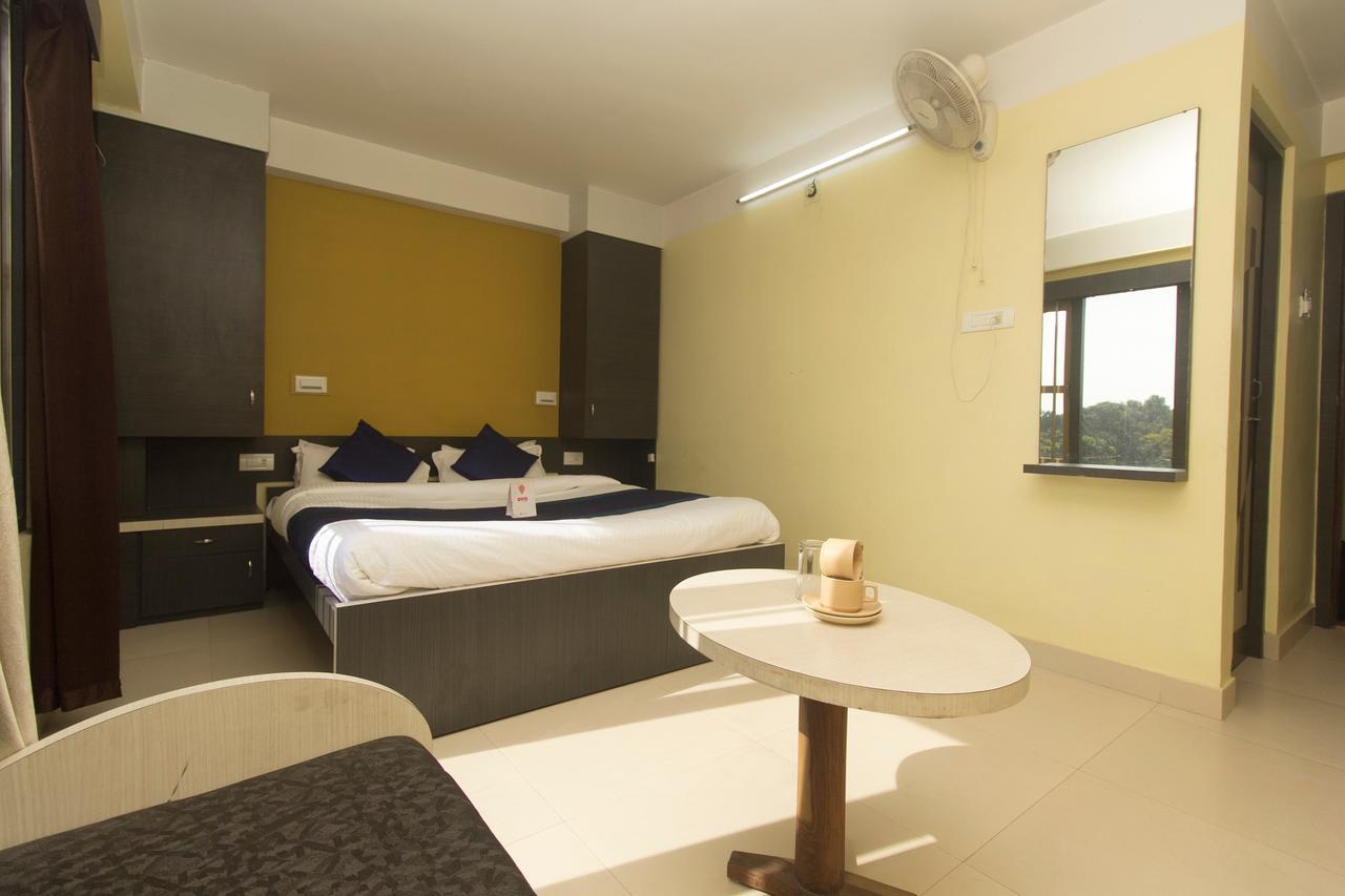 Hotel Jagat Силигури Экстерьер фото