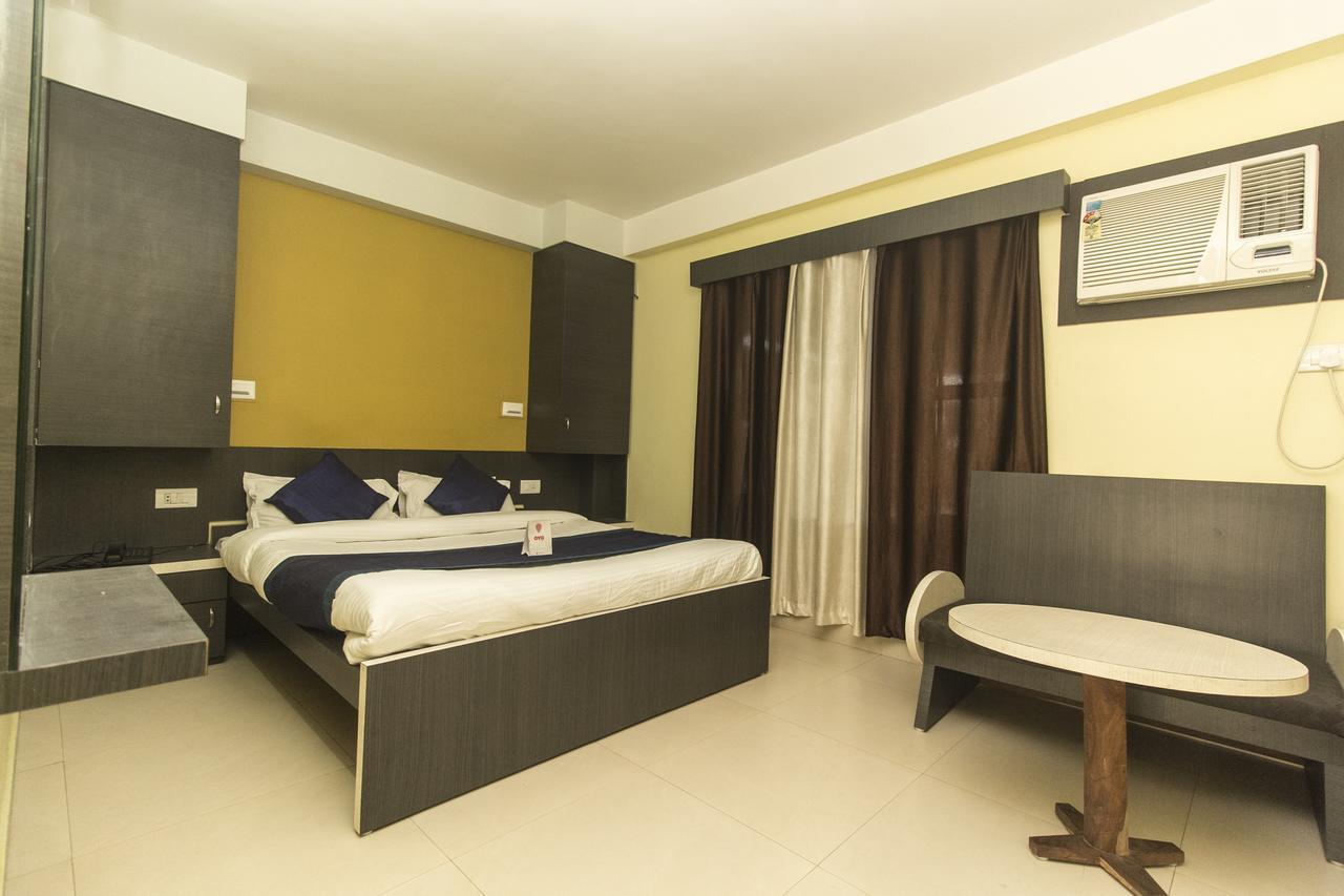 Hotel Jagat Силигури Экстерьер фото