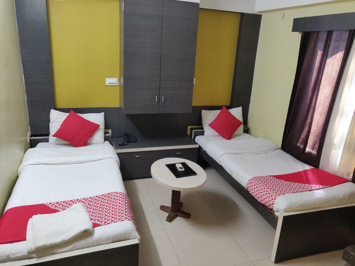 Hotel Jagat Силигури Экстерьер фото